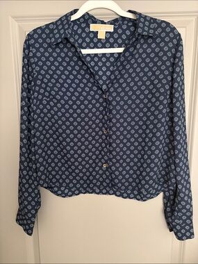 Michael Kors Blue Geometric Button-Down Shirt. Smoke free home. Only worn once.